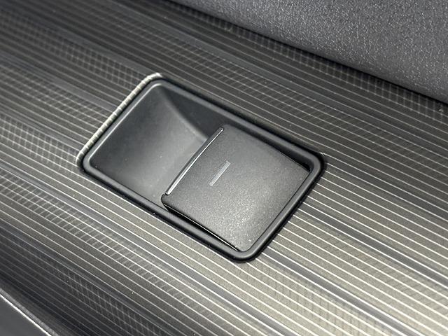 ハリアー Ｇ　純正１２．３インチナビ／ＪＢＬサウンド／デジタルインナーミラー／追従クルコン／パワーバックドア／レーンキープアシスト／クリアランスソナー／パワーシート／ＢＳＭ／ＥＴＣ／ＬＥＤヘッド／オートハイビーム（44枚目）