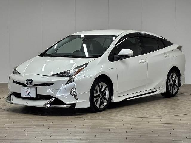 プリウス Ａツーリングセレクション　モデリスタエアロ／純正９インチナビ／パーキングアシスト／レーダークルコン／レーンキープアシスト／シートヒーター／ＢＳＭ／ＥＴＣ／地デジ／バックカメラ／ＨＵＤ／ＬＥＤヘッドライト／スマートキー（15枚目）