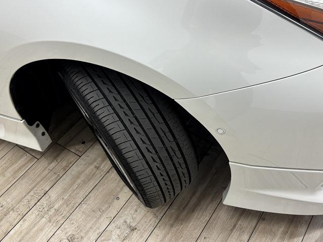 プリウス Ａツーリングセレクション　モデリスタエアロ／純正９インチナビ／パーキングアシスト／レーダークルコン／レーンキープアシスト／シートヒーター／ＢＳＭ／ＥＴＣ／地デジ／バックカメラ／ＨＵＤ／ＬＥＤヘッドライト／スマートキー（32枚目）