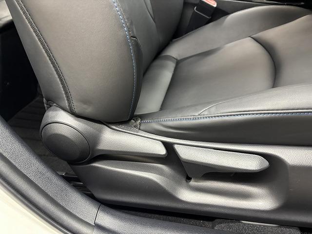 プリウス Ａツーリングセレクション　モデリスタエアロ／純正９インチナビ／パーキングアシスト／レーダークルコン／レーンキープアシスト／シートヒーター／ＢＳＭ／ＥＴＣ／地デジ／バックカメラ／ＨＵＤ／ＬＥＤヘッドライト／スマートキー（35枚目）