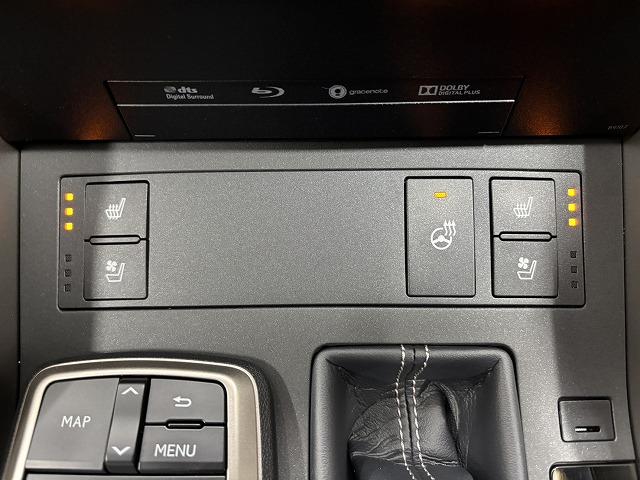 ＩＳ ＩＳ３００ｈ　ｖｅｒｓｉｏｎ　Ｌ　純正ＯＰ１８インチＡＷ／純正１０．３インチナビ／黒革シート／追従クルコン／レーンキープアシスト／ベンチレーション／クリアランスソナー／ＢＳＭ／ＥＴＣ／パワーシート／シートメモリー／地デジＬＥＤヘッド（56枚目）