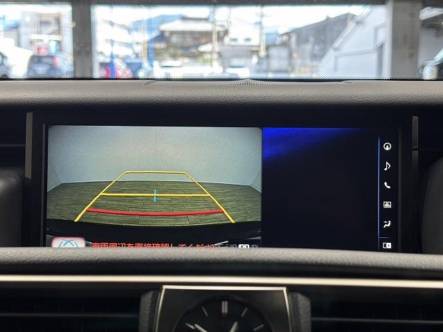 ＩＳ ＩＳ３００ｈ　ｖｅｒｓｉｏｎ　Ｌ　純正ＯＰ１８インチＡＷ／純正１０．３インチナビ／黒革シート／追従クルコン／レーンキープアシスト／ベンチレーション／クリアランスソナー／ＢＳＭ／ＥＴＣ／パワーシート／シートメモリー／地デジＬＥＤヘッド（63枚目）