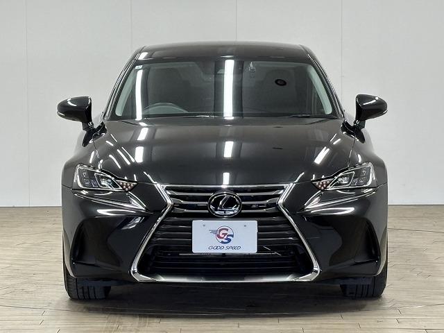 ＩＳ ＩＳ３００ｈ　ｖｅｒｓｉｏｎ　Ｌ　純正ＯＰ１８インチＡＷ／純正１０．３インチナビ／黒革シート／追従クルコン／レーンキープアシスト／ベンチレーション／クリアランスソナー／ＢＳＭ／ＥＴＣ／パワーシート／シートメモリー／地デジＬＥＤヘッド（73枚目）