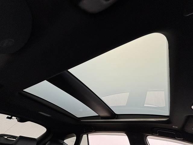 ハリアーハイブリッド Ｚ　調光ルーフ／ＪＢＬサウンド／純正１２．３型ナビ地デジ／全周囲／追従クルコン／ＢＳＭ／パワーシート／パワーバックドア／オートハイビーム／ＬＥＤ／ＥＴＣ／スマートキー（7枚目）