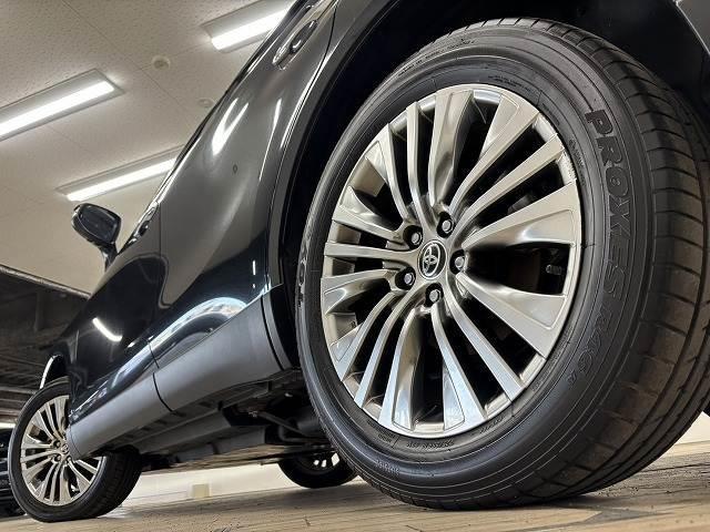 ハリアーハイブリッド Ｚ　調光ルーフ／ＪＢＬサウンド／純正１２．３型ナビ地デジ／全周囲／追従クルコン／ＢＳＭ／パワーシート／パワーバックドア／オートハイビーム／ＬＥＤ／ＥＴＣ／スマートキー（19枚目）