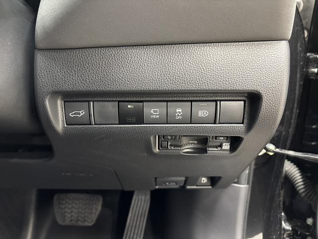 ハリアーハイブリッド Ｚ　調光ルーフ／ＪＢＬサウンド／純正１２．３型ナビ地デジ／全周囲／追従クルコン／ＢＳＭ／パワーシート／パワーバックドア／オートハイビーム／ＬＥＤ／ＥＴＣ／スマートキー（57枚目）