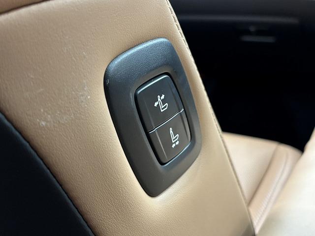 クラウンスポーツ Ｚ　ワンオーナー／パノラマルーフ／純正１２．３インチナビ／全方位カメラ／レザーシート／パーキングアシスト／デジタルインナーミラー／ベンチレーション／追従クルコン／パワーバックドア／ＢＳＭ／ＥＴＣ２．０（35枚目）