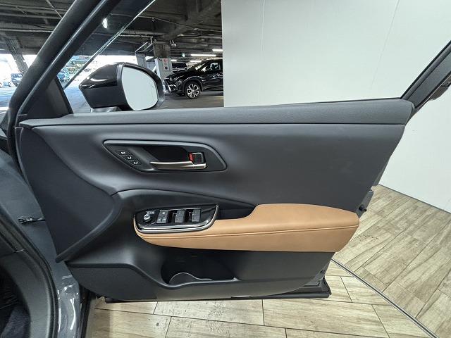 クラウンスポーツ Ｚ　ワンオーナー／パノラマルーフ／純正１２．３インチナビ／全方位カメラ／レザーシート／パーキングアシスト／デジタルインナーミラー／ベンチレーション／追従クルコン／パワーバックドア／ＢＳＭ／ＥＴＣ２．０（38枚目）