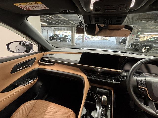 クラウンスポーツ Ｚ　ワンオーナー／パノラマルーフ／純正１２．３インチナビ／全方位カメラ／レザーシート／パーキングアシスト／デジタルインナーミラー／ベンチレーション／追従クルコン／パワーバックドア／ＢＳＭ／ＥＴＣ２．０（45枚目）