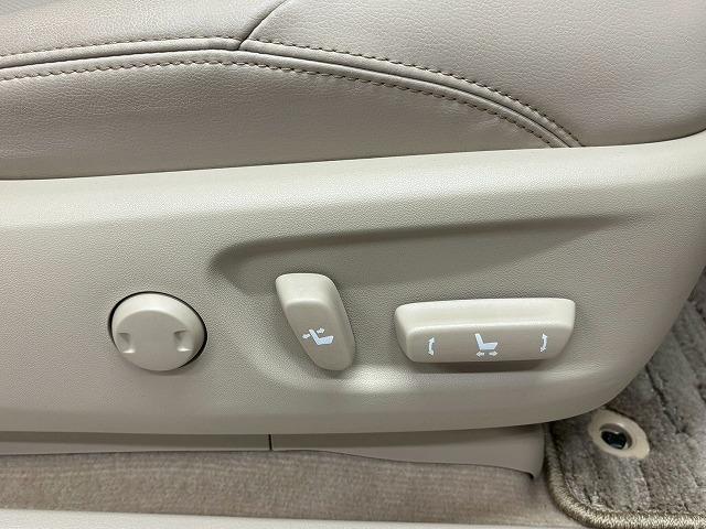 お問い合わせは０１２０−７０−４０９２まで。専門店だからこその知識・経験豊富な、熟練したスタッフ達が、お客様に適した一台をご案内致します。