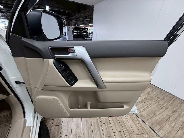 お問い合わせは０１２０−７０−４０９２まで。専門店だからこその知識・経験豊富な、熟練したスタッフ達が、お客様に適した一台をご案内致します。