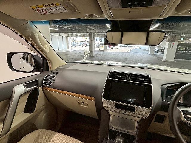 お問い合わせは０１２０−７０−４０９２まで。専門店だからこその知識・経験豊富な、熟練したスタッフ達が、お客様に適した一台をご案内致します。