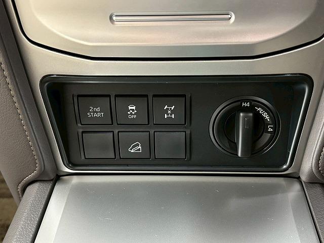 お問い合わせは０１２０−７０−４０９２まで。専門店だからこその知識・経験豊富な、熟練したスタッフ達が、お客様に適した一台をご案内致します。