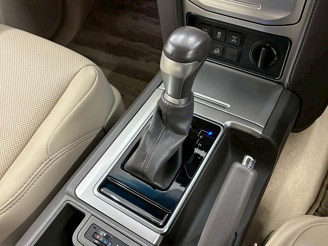 お問い合わせは０１２０−７０−４０９２まで。専門店だからこその知識・経験豊富な、熟練したスタッフ達が、お客様に適した一台をご案内致します。