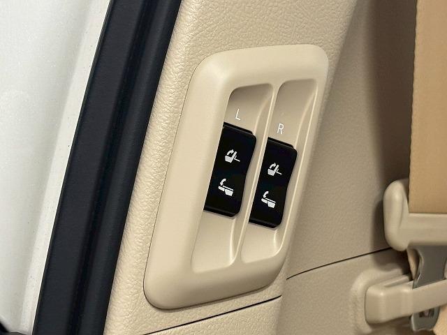 お問い合わせは０１２０−７０−４０９２まで。専門店だからこその知識・経験豊富な、熟練したスタッフ達が、お客様に適した一台をご案内致します。