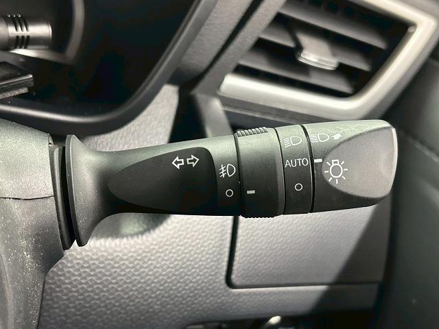 ルーミー カスタムG ワンオーナー/SDナビ地デジ/バックカメラ/両側電動/衝突軽減/シートヒーター/アイドリングストップ/クリアランスソナー/ETC/LED/スマートキー/オートエアコン(52枚目)