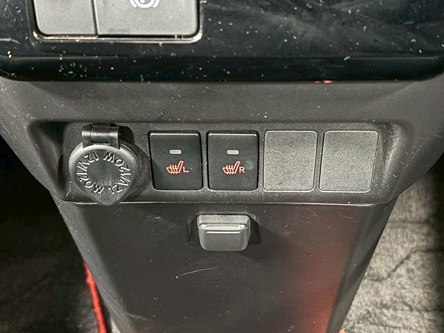 ルーミー カスタムG ワンオーナー/SDナビ地デジ/バックカメラ/両側電動/衝突軽減/シートヒーター/アイドリングストップ/クリアランスソナー/ETC/LED/スマートキー/オートエアコン(56枚目)