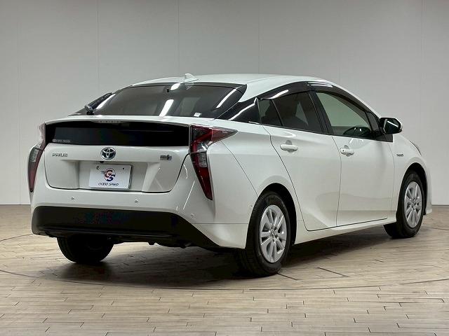 プリウス Ｓ　“Ｓａｆｅｔｙ　Ｐｌｕｓ”　ワンオーナー／純正ナビ／バックカメラ／アドバンストパーク／オートハイビーム／追従クルコン／衝突軽減／ＬＥＤヘッドライト／ＥＴＣ／スマートキー／オートライト／純正１５インチＡＷ（64枚目）