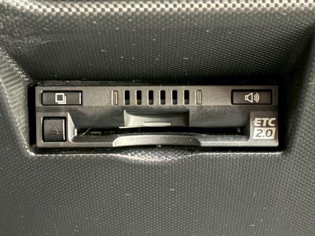 ライズ ハイブリッド　Ｚ　純正９型ナビ地デジ／全周囲モニター／追従クルコン／衝突軽減／シートヒーター／クリアランスソナー／ＬＥＤ／ＥＴＣ／スマートキー／オートライト／電動パーキングブレーキ／純正１７インチＡＷ（48枚目）