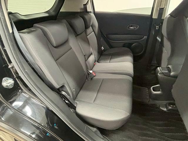 ヴェゼル Ｇ・ホンダセンシング　レーダークルコン／レーンキープアシスト／衝突軽減ブレーキ／電動パーキングブレーキ／アイドリングストップ／純正ナビ／地デジ／バックカメラ／ＥＴＣ／スマートキー／ＬＥＤヘッドライト（6枚目）