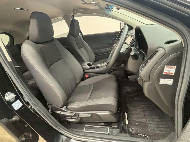 ヴェゼル Ｇ・ホンダセンシング　レーダークルコン／レーンキープアシスト／衝突軽減ブレーキ／電動パーキングブレーキ／アイドリングストップ／純正ナビ／地デジ／バックカメラ／ＥＴＣ／スマートキー／ＬＥＤヘッドライト（33枚目）