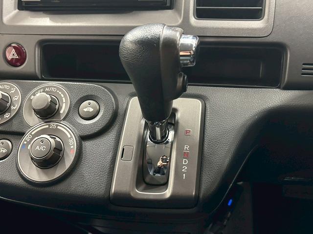 クロスロード ２０Ｘ　ＳＤナビ／バックカメラ／オープンカントリーＡＴタイヤ／ＥＴＣ／ディスチャージライト／オートエアコン／オートライト／１７インチＡＷ／キーレス／デュアルエアバック（54枚目）