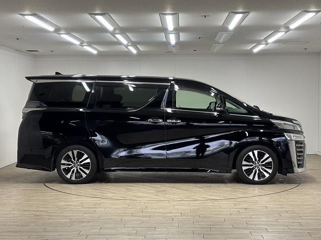 ヴェルファイア ２．５Ｚ　Ｇエディション　サンルーフ／純正１０型ナビ／１２．１型後席モニター／黒革／デジタルインナーミラー／パワーシート／シートベンチレーション／両側電動／電動リアゲート／衝突軽減／ＢＳＭ／追従クルコン／ＥＴＣ／ＬＥＤ（25枚目）