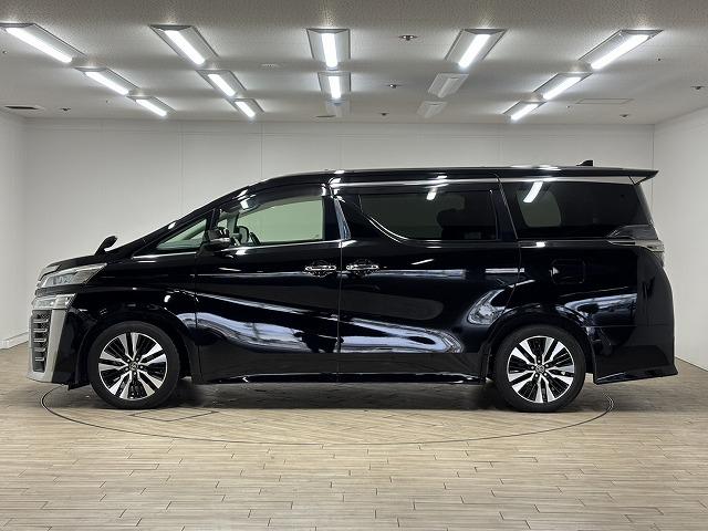 ヴェルファイア ２．５Ｚ　Ｇエディション　サンルーフ／純正１０型ナビ／１２．１型後席モニター／黒革／デジタルインナーミラー／パワーシート／シートベンチレーション／両側電動／電動リアゲート／衝突軽減／ＢＳＭ／追従クルコン／ＥＴＣ／ＬＥＤ（26枚目）