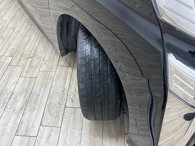 ヴェルファイア ２．５Ｚ　Ｇエディション　サンルーフ／純正１０型ナビ／１２．１型後席モニター／黒革／デジタルインナーミラー／パワーシート／シートベンチレーション／両側電動／電動リアゲート／衝突軽減／ＢＳＭ／追従クルコン／ＥＴＣ／ＬＥＤ（32枚目）