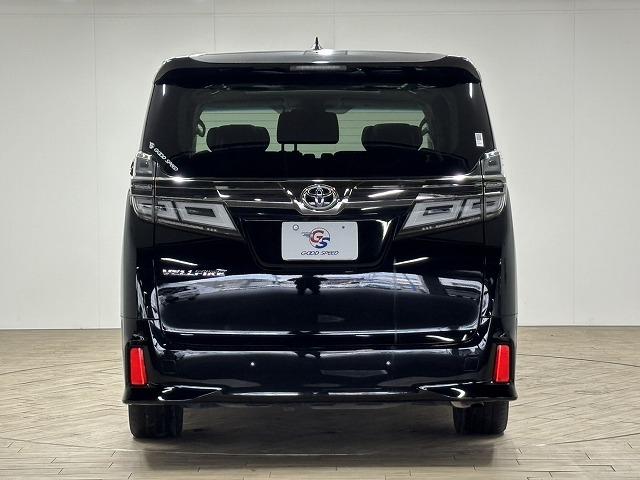 ヴェルファイア ２．５Ｚ　Ｇエディション　サンルーフ／純正１０型ナビ／１２．１型後席モニター／黒革／デジタルインナーミラー／パワーシート／シートベンチレーション／両側電動／電動リアゲート／衝突軽減／ＢＳＭ／追従クルコン／ＥＴＣ／ＬＥＤ（72枚目）