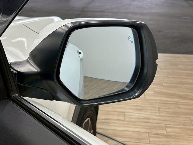 お問い合わせは０１２０−７０−４０９２まで。専門店だからこその知識・経験豊富な、熟練したスタッフ達が、お客様に適した一台をご案内致します。