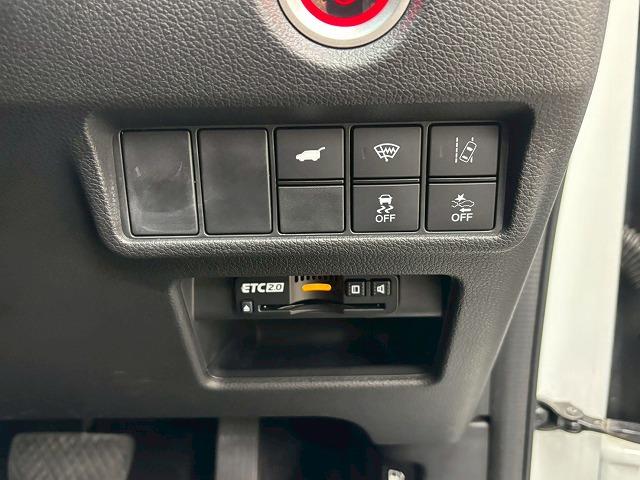 お問い合わせは０１２０−７０−４０９２まで。専門店だからこその知識・経験豊富な、熟練したスタッフ達が、お客様に適した一台をご案内致します。