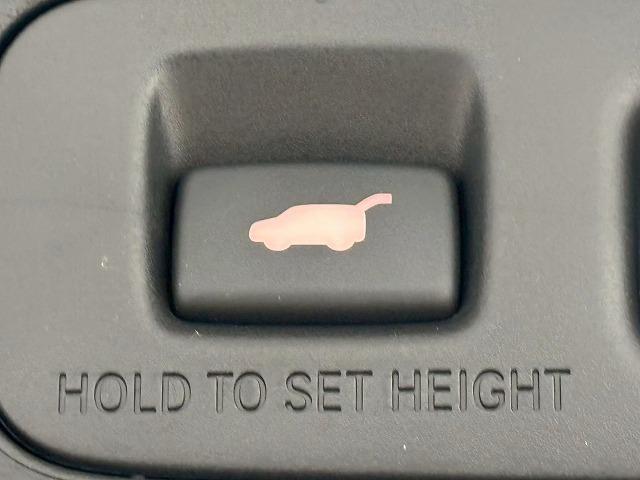 お問い合わせは０１２０−７０−４０９２まで。専門店だからこその知識・経験豊富な、熟練したスタッフ達が、お客様に適した一台をご案内致します。