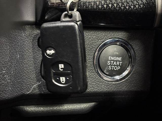 マークＸ ３５０ＲＤＳ　純正ナビ地デジ／バックカメラ／シートヒーター／ハーフレザーシート／衝突軽減／追従クルコン／ＥＴＣ／ＬＥＤ／スマートキー／オートエアコン／パドルシフト／純正１８インチアルミ／オートエアコン（12枚目）