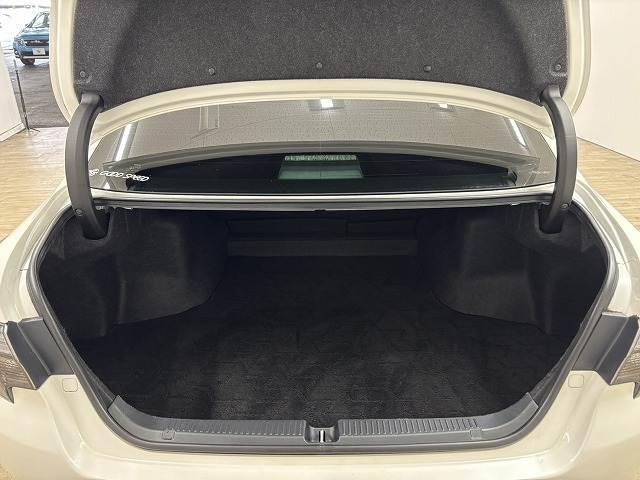 マークＸ ３５０ＲＤＳ　純正ナビ地デジ／バックカメラ／シートヒーター／ハーフレザーシート／衝突軽減／追従クルコン／ＥＴＣ／ＬＥＤ／スマートキー／オートエアコン／パドルシフト／純正１８インチアルミ／オートエアコン（13枚目）