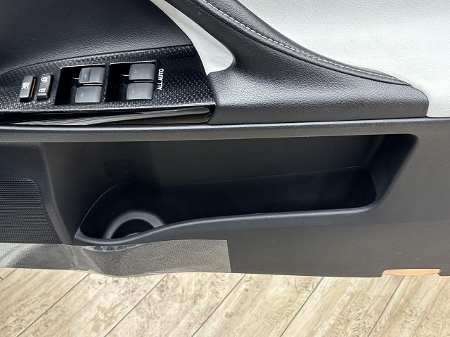 マークＸ ３５０ＲＤＳ　純正ナビ地デジ／バックカメラ／シートヒーター／ハーフレザーシート／衝突軽減／追従クルコン／ＥＴＣ／ＬＥＤ／スマートキー／オートエアコン／パドルシフト／純正１８インチアルミ／オートエアコン（39枚目）