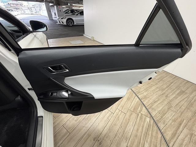 マークＸ ３５０ＲＤＳ　純正ナビ地デジ／バックカメラ／シートヒーター／ハーフレザーシート／衝突軽減／追従クルコン／ＥＴＣ／ＬＥＤ／スマートキー／オートエアコン／パドルシフト／純正１８インチアルミ／オートエアコン（41枚目）