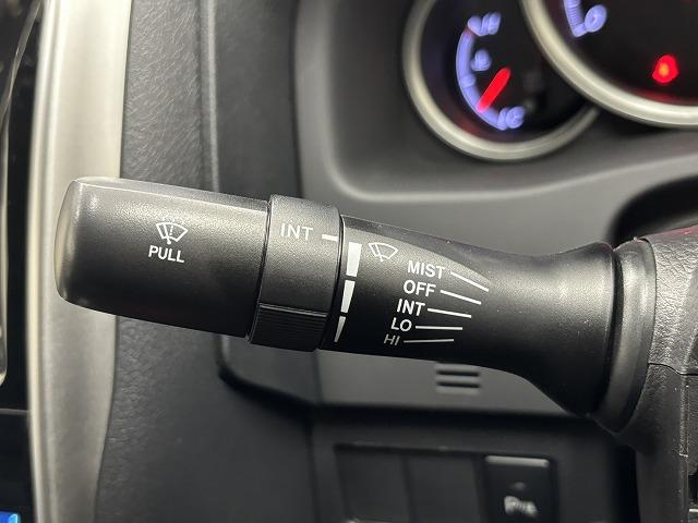 マークＸ ３５０ＲＤＳ　純正ナビ地デジ／バックカメラ／シートヒーター／ハーフレザーシート／衝突軽減／追従クルコン／ＥＴＣ／ＬＥＤ／スマートキー／オートエアコン／パドルシフト／純正１８インチアルミ／オートエアコン（50枚目）