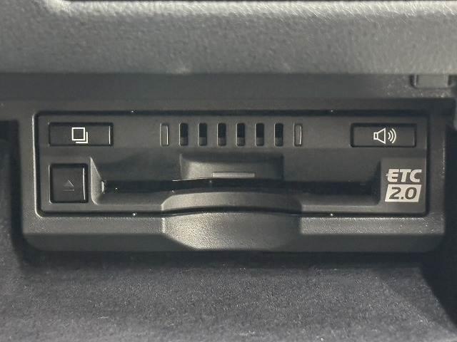 ＬＳ ＬＳ５００ｈ　Ｉパッケージ　サンルーフ／純正オプション２０インチＡＷ／純正１２．３型ナビ／全周囲／パワーシート／シートベンチレーション／ＢＳＭ／追従クルコン／衝突軽減／ヘッドアップディスプレイ／パワー（12枚目）