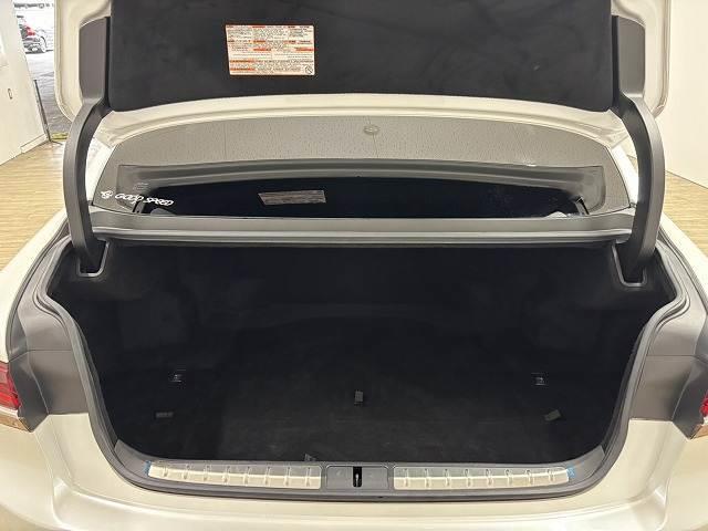 ＬＳ ＬＳ５００ｈ　Ｉパッケージ　サンルーフ／純正オプション２０インチＡＷ／純正１２．３型ナビ／全周囲／パワーシート／シートベンチレーション／ＢＳＭ／追従クルコン／衝突軽減／ヘッドアップディスプレイ／パワー（13枚目）