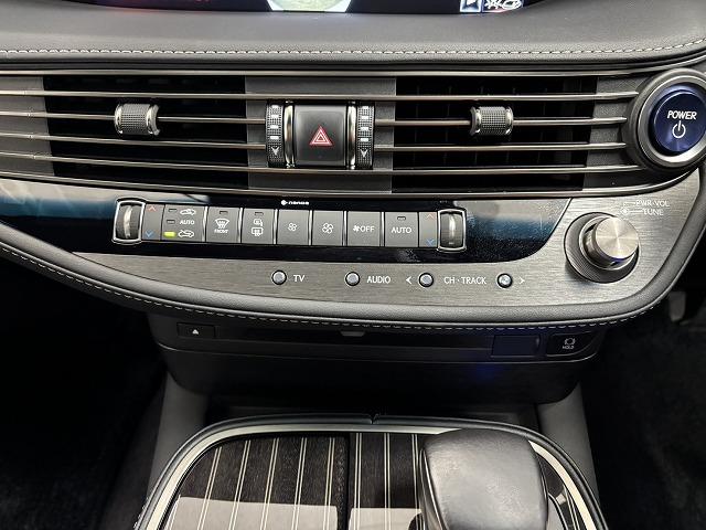 ＬＳ ＬＳ５００ｈ　Ｉパッケージ　サンルーフ／純正オプション２０インチＡＷ／純正１２．３型ナビ／全周囲／パワーシート／シートベンチレーション／ＢＳＭ／追従クルコン／衝突軽減／ヘッドアップディスプレイ／パワー（55枚目）