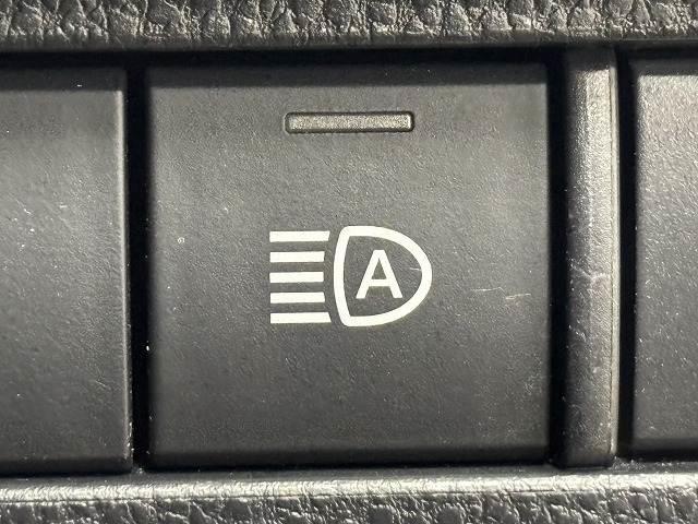 ハリアー Ｇ　純正ディスプレイオーディオ／バックカメラ／デジタルインナーミラー／追従クルコン／衝突軽減／おオートハイビーム／パワーシート／電動リアゲート／ＬＥＤヘッドライト／スマートキー（9枚目）