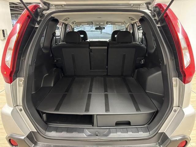 エクストレイル 20GT クルーズコントロール/純正ナビ/地デジ/バックカメラ/ダウンヒルアシスト/パートタイム式4WD/オートエアコン/パワーウィンドウ/インテリジェントキー/純正18インチアルミホイール(13枚目)