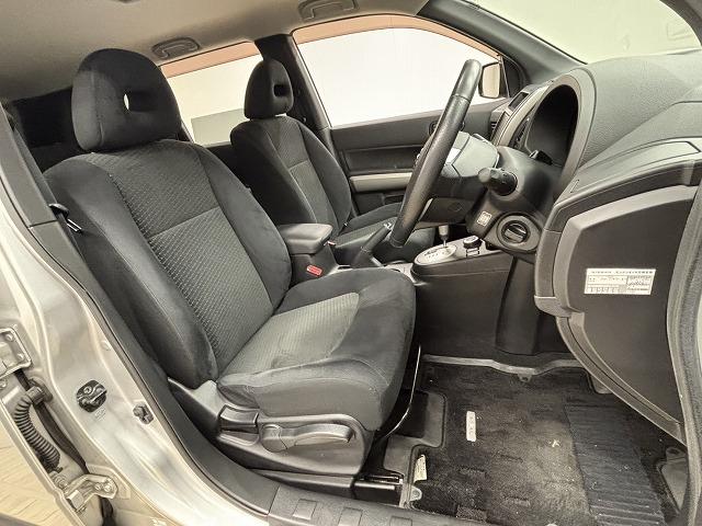 エクストレイル 20GT クルーズコントロール/純正ナビ/地デジ/バックカメラ/ダウンヒルアシスト/パートタイム式4WD/オートエアコン/パワーウィンドウ/インテリジェントキー/純正18インチアルミホイール(33枚目)