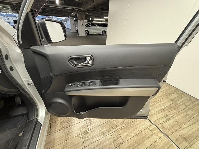 エクストレイル 20GT クルーズコントロール/純正ナビ/地デジ/バックカメラ/ダウンヒルアシスト/パートタイム式4WD/オートエアコン/パワーウィンドウ/インテリジェントキー/純正18インチアルミホイール(38枚目)