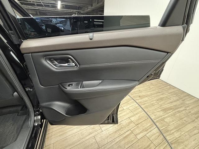 エクストレイル G e-4ORCE 純正12.3インチナビ地デジ/全方位カメラ/黒革シート/プロパイロット/パーキンスアシスト/ルーフレール/前後席シートヒーター/デジタルインナーミラー/クリアランスソナー(43枚目)