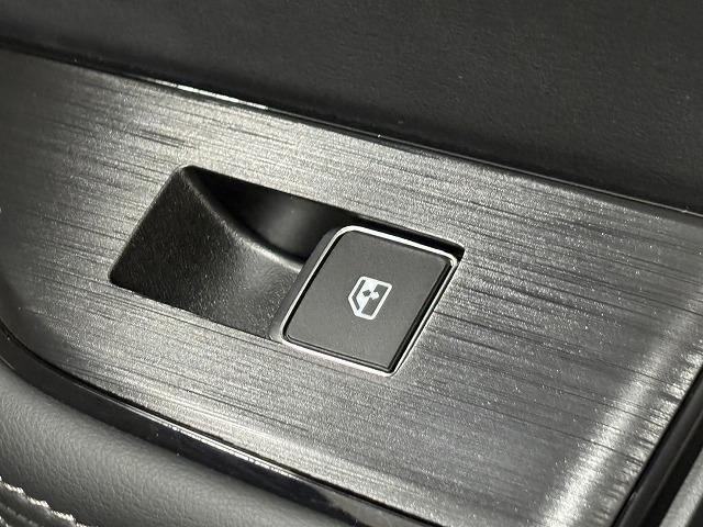 エクストレイル G e-4ORCE 純正12.3インチナビ地デジ/全方位カメラ/黒革シート/プロパイロット/パーキンスアシスト/ルーフレール/前後席シートヒーター/デジタルインナーミラー/クリアランスソナー(44枚目)