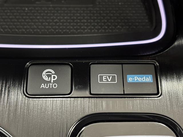 エクストレイル G e-4ORCE 純正12.3インチナビ地デジ/全方位カメラ/黒革シート/プロパイロット/パーキンスアシスト/ルーフレール/前後席シートヒーター/デジタルインナーミラー/クリアランスソナー(56枚目)