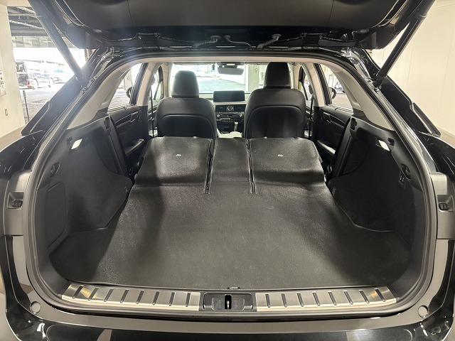 お問い合わせは０１２０−７０−４０９２まで。専門店だからこその知識・経験豊富な、熟練したスタッフ達が、お客様に適した一台をご案内致します。