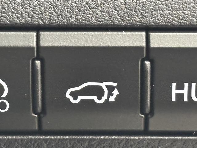 お問い合わせは０１２０−７０−４０９２まで。専門店だからこその知識・経験豊富な、熟練したスタッフ達が、お客様に適した一台をご案内致します。